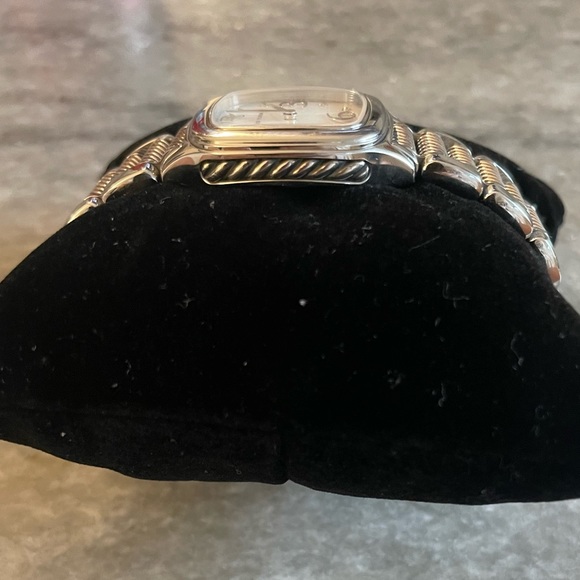 David Yurman 25mm Mother of Pearl Watch with Diamonds - Picture 3 of 8